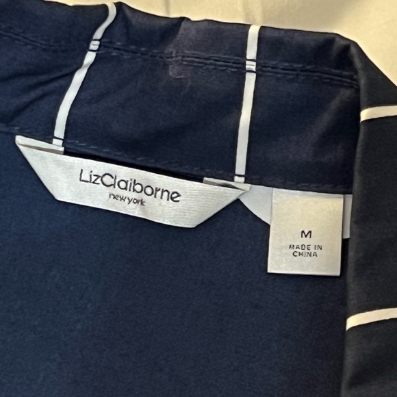 LIZ CLAIBORNE Classy Spring Checkered Long Navy Blue Coat with Pockets - Picture 8 of 13